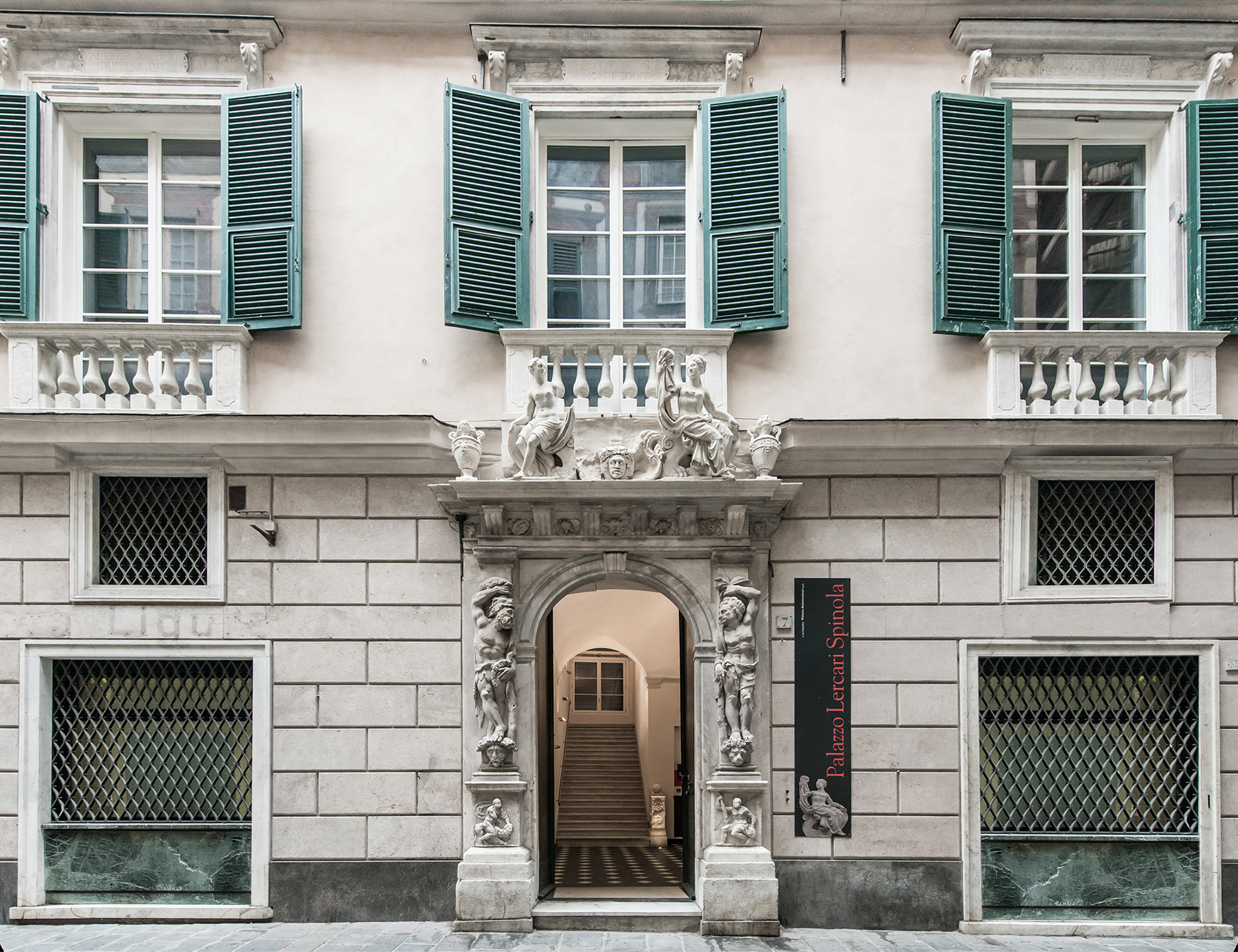 Palazzo Lercari Spinola.<br>Una rarità, nel centro di Genova.